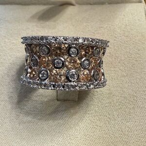 Elegant Silver and Gold Women's Ring